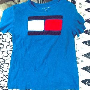 Boys Tommy Hilfiger size 6-7 short sleeve shirt